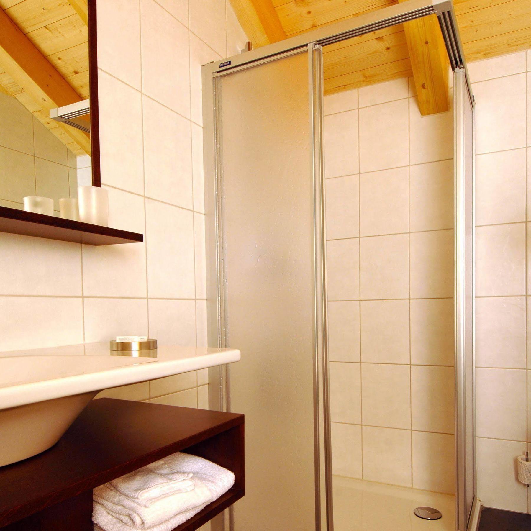 Hotel Viktoria-Leukerbad-Therme Kültér fotó